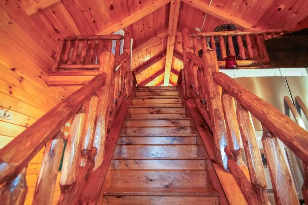 Charming Lakeview Cabin Near Geneva-On-The-Lake! Ashtabula Extérieur photo