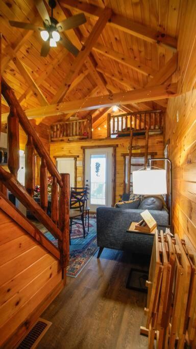 Charming Lakeview Cabin Near Geneva-On-The-Lake! Ashtabula Extérieur photo