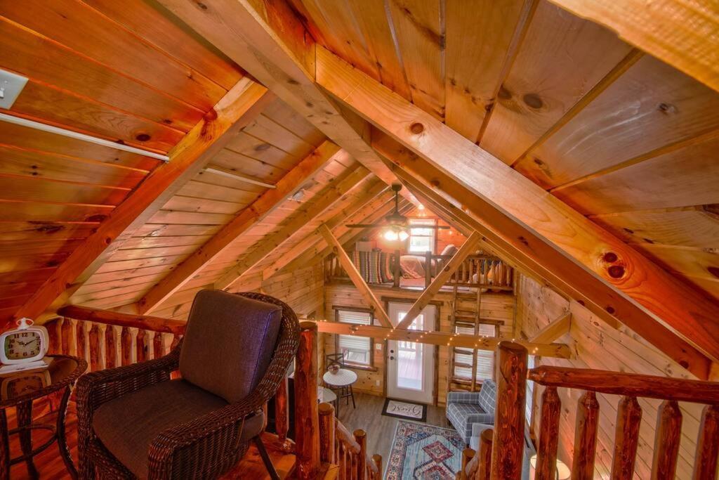 Charming Lakeview Cabin Near Geneva-On-The-Lake! Ashtabula Extérieur photo